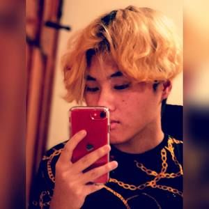 Meet your Posher, Ace